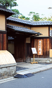 $B@>HxH,%C66JLE!!V@>HxH,%C66$NN$!W(B